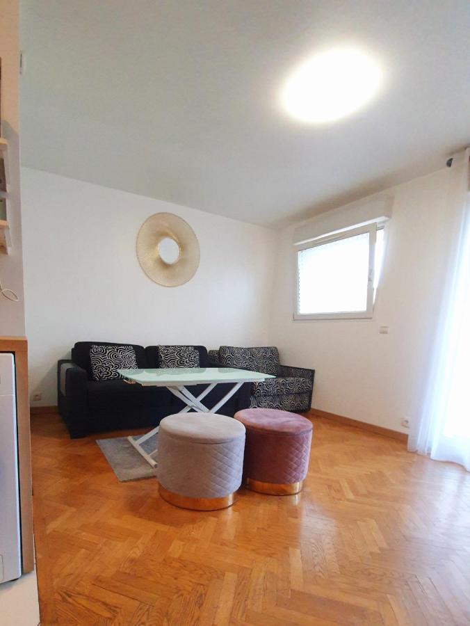 Cozy Room In Paris Ladefense كوربوفوا المظهر الخارجي الصورة