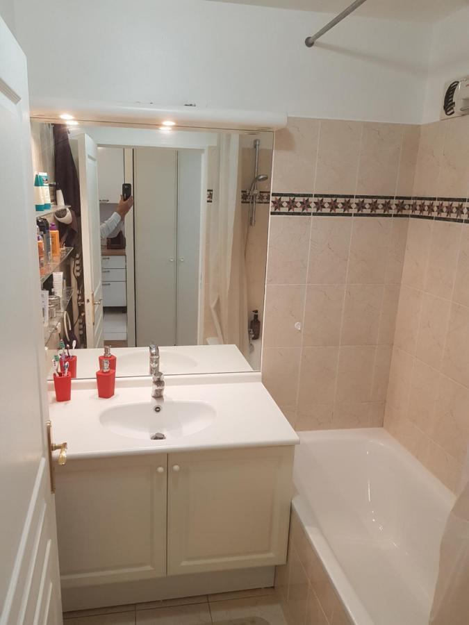 Cozy Room In Paris Ladefense كوربوفوا المظهر الخارجي الصورة